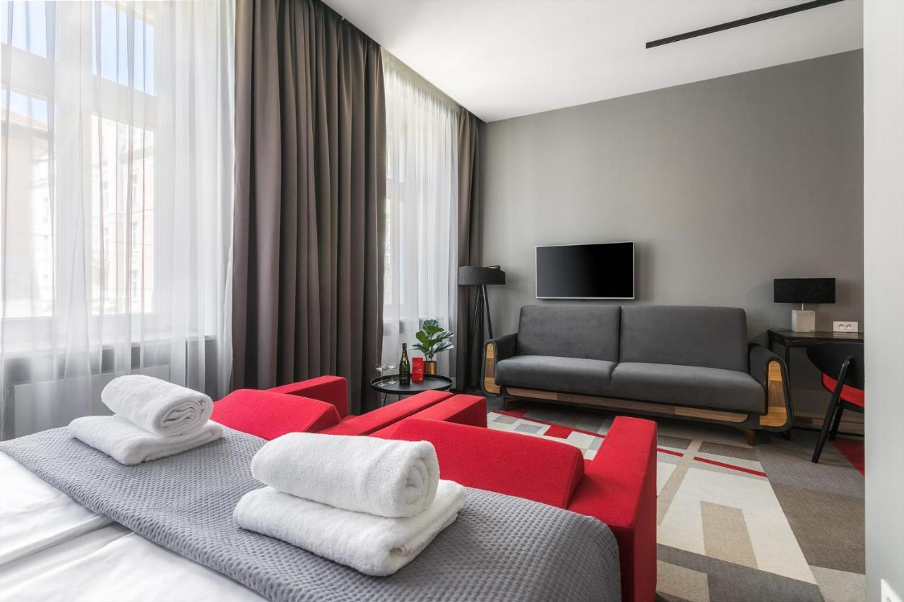 Dada Premium Aparthotel كراكوفيا المظهر الخارجي الصورة