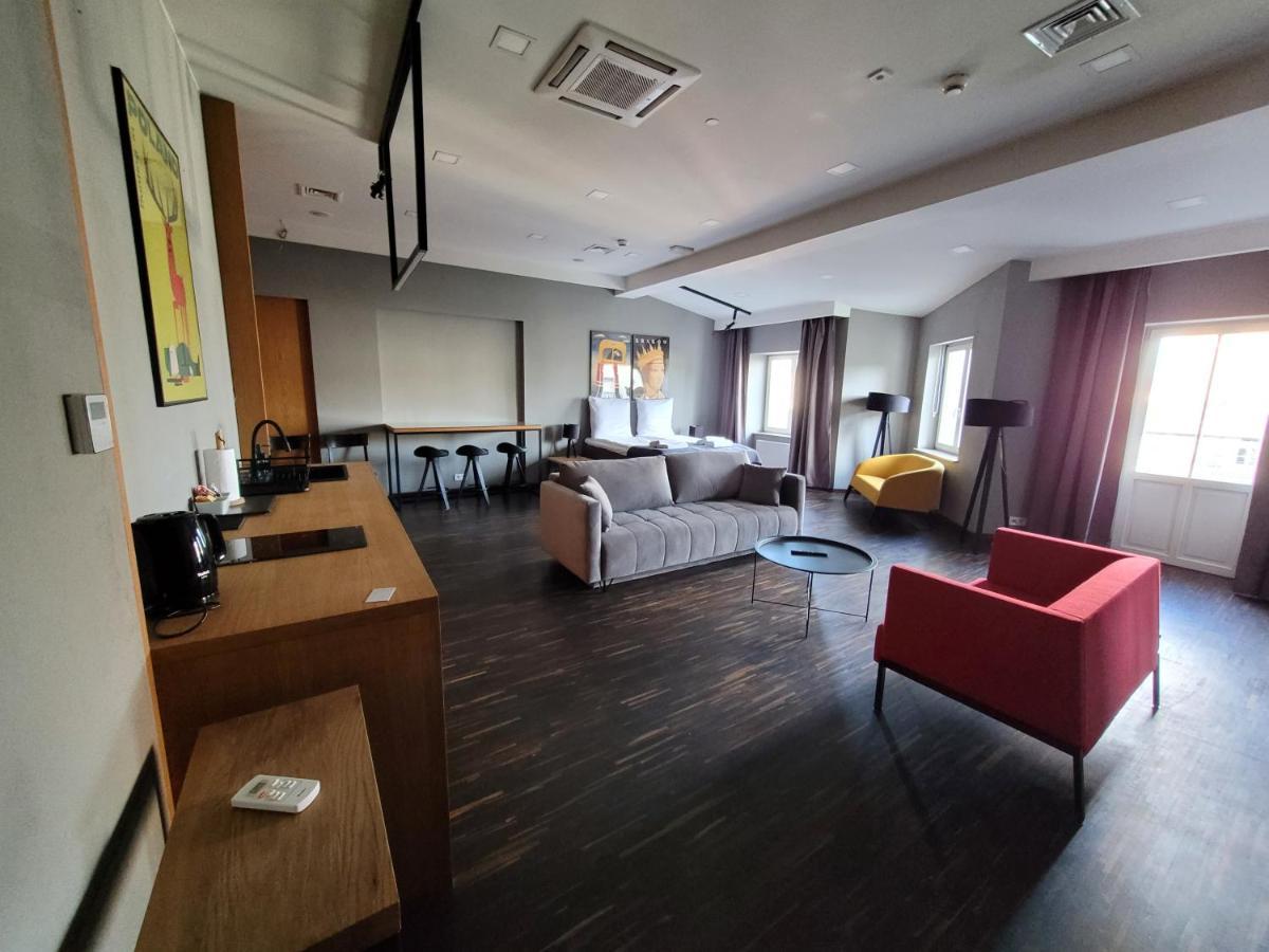 Dada Premium Aparthotel كراكوفيا المظهر الخارجي الصورة