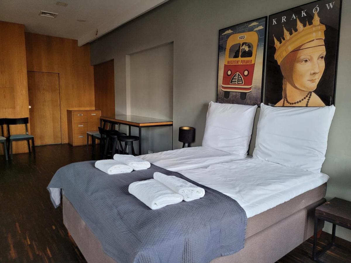 Dada Premium Aparthotel كراكوفيا المظهر الخارجي الصورة